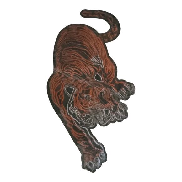 Croutching Tiger Silk Thread on Felt Backing Iron On Patch - Picture 3 of 4